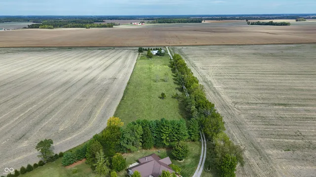 $549,000 | 3999 West 950 South, Waveland, IN 47989