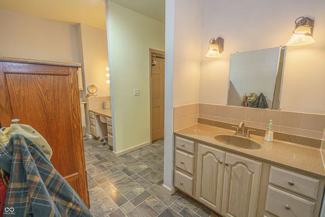 $549,000 | 3999 West 950 South, Waveland, IN 47989