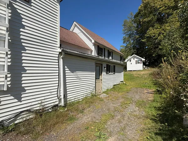 $440,000 | 49 Hemlock Street, Sabattus, ME 04280
