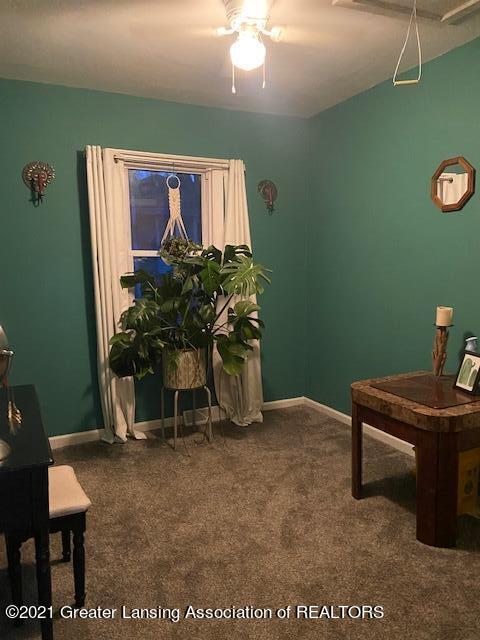 6301 Rosedale Road Lansing, MI 48911 - Photo 22 of 37 IMG_4295