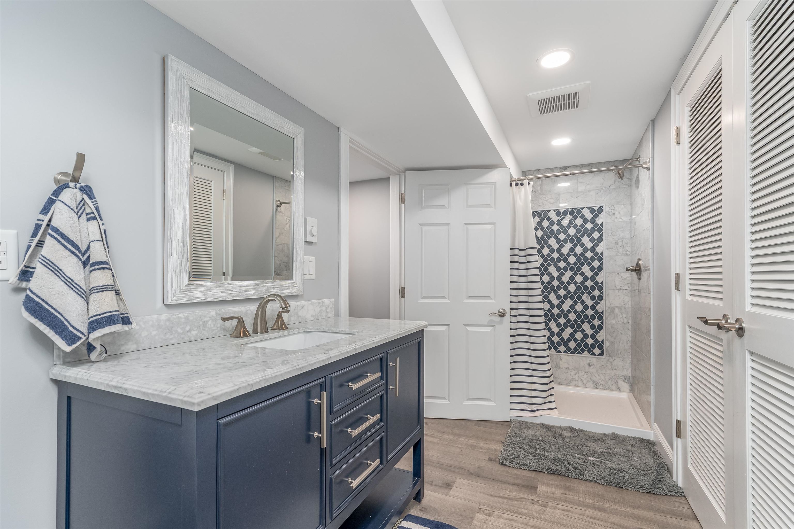 86 King Road Bedford, NH 03110 - Photo 33 of 40