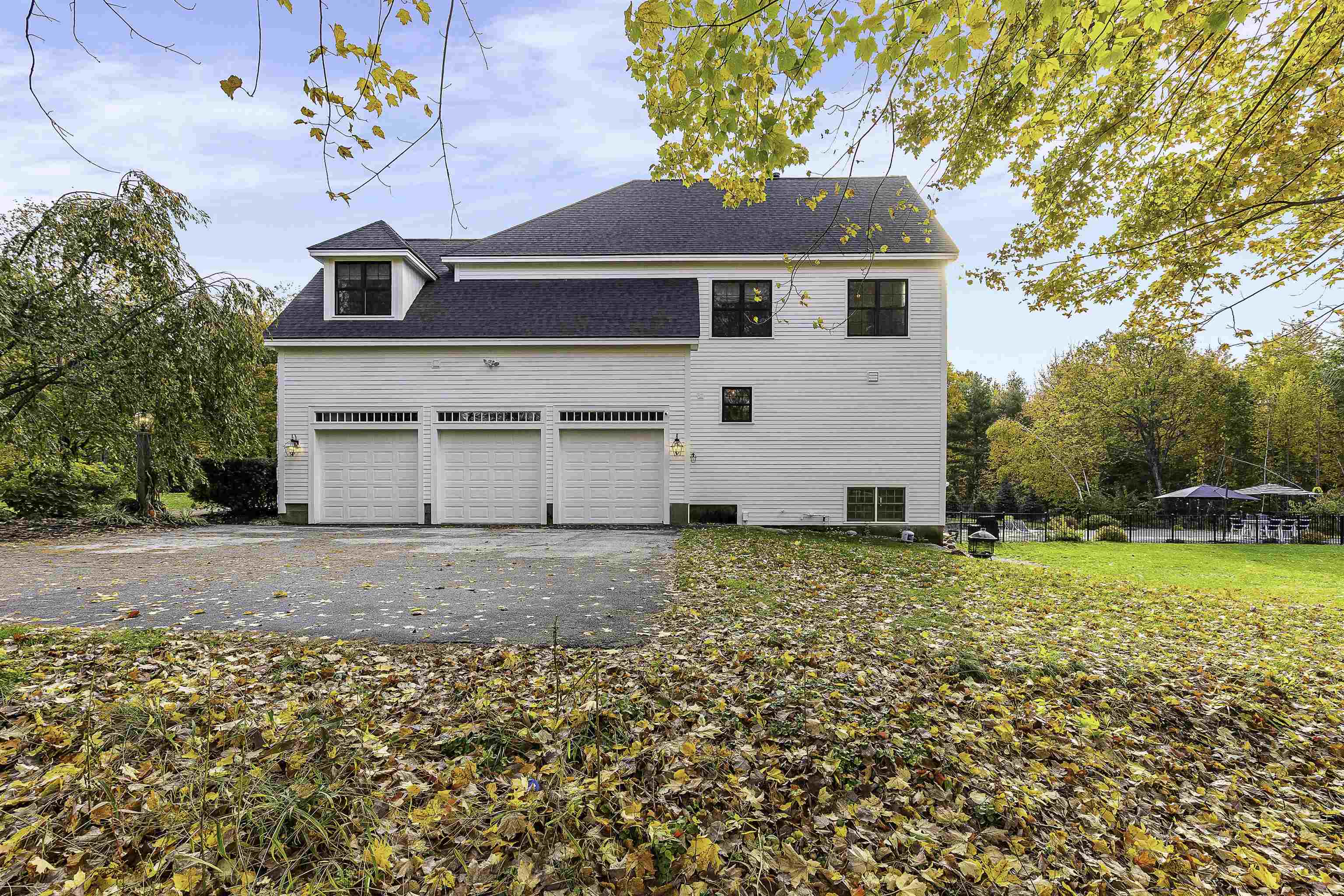 86 King Road Bedford, NH 03110 - Photo 38 of 40