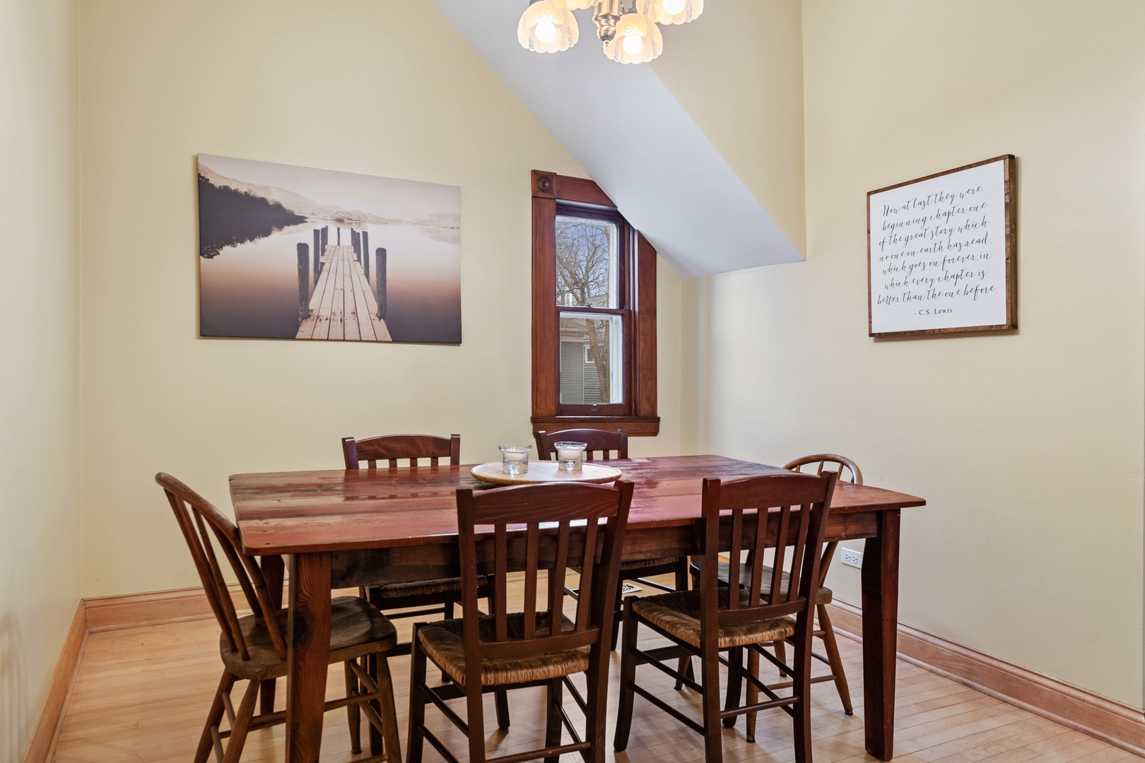 1333 Church Street Evanston, IL 60201 - Photo 14 of 32 a view of a dining room with furniture and wooden floor
