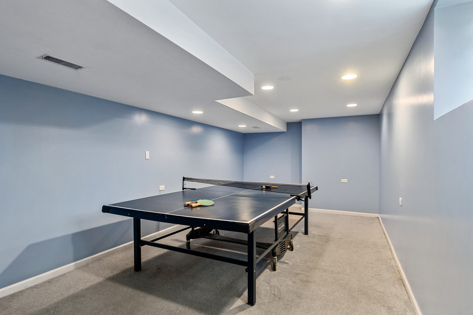 1333 Church Street Evanston, IL 60201 - Photo 18 of 32 a room with pool table
