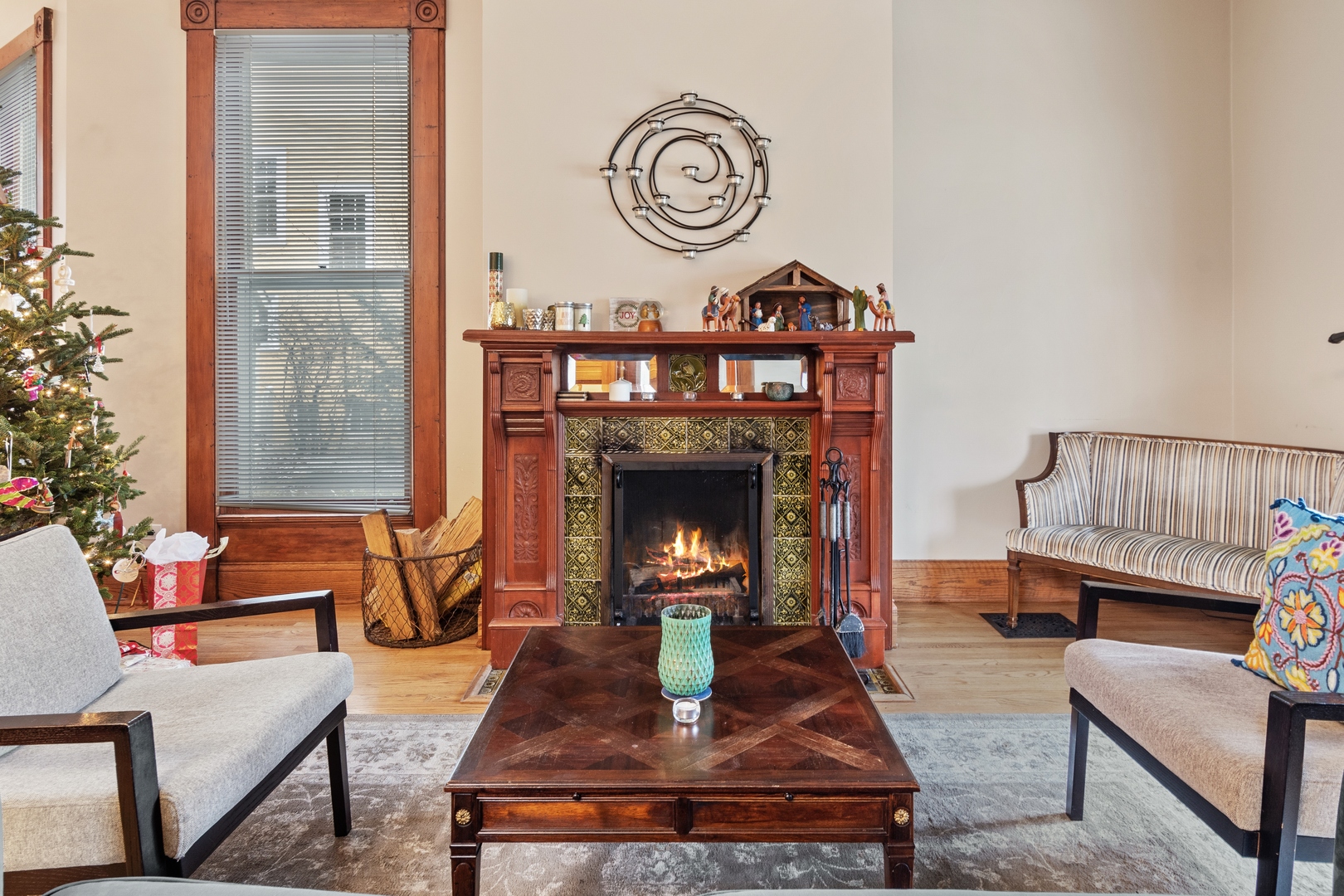 1333 Church Street Evanston, IL 60201 - Photo 8 of 32 a living room with furniture and a fireplace