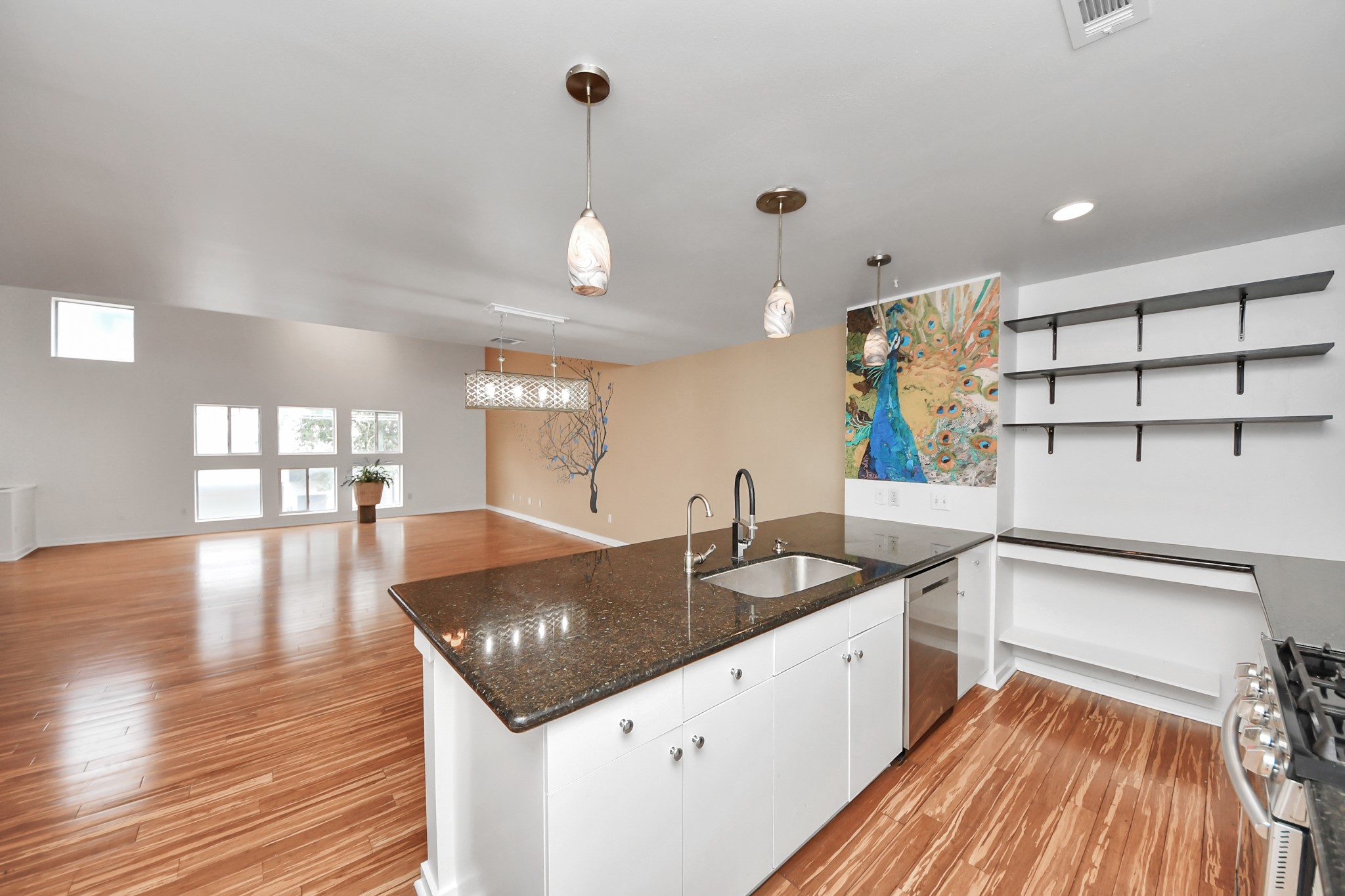 1428 Bailey Street Houston, TX 77019 - Photo 14 of 38