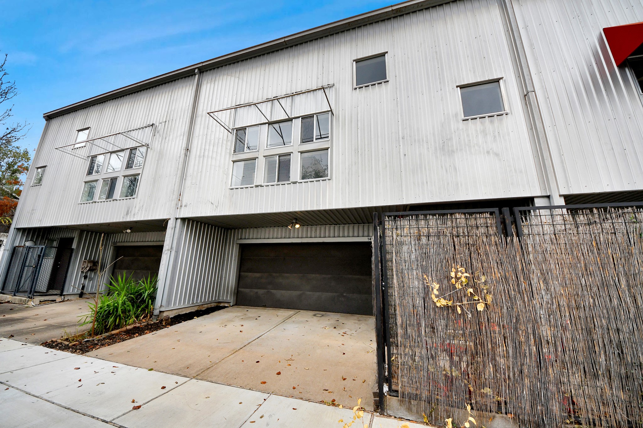 1428 Bailey Street Houston, TX 77019 - Photo 3 of 38