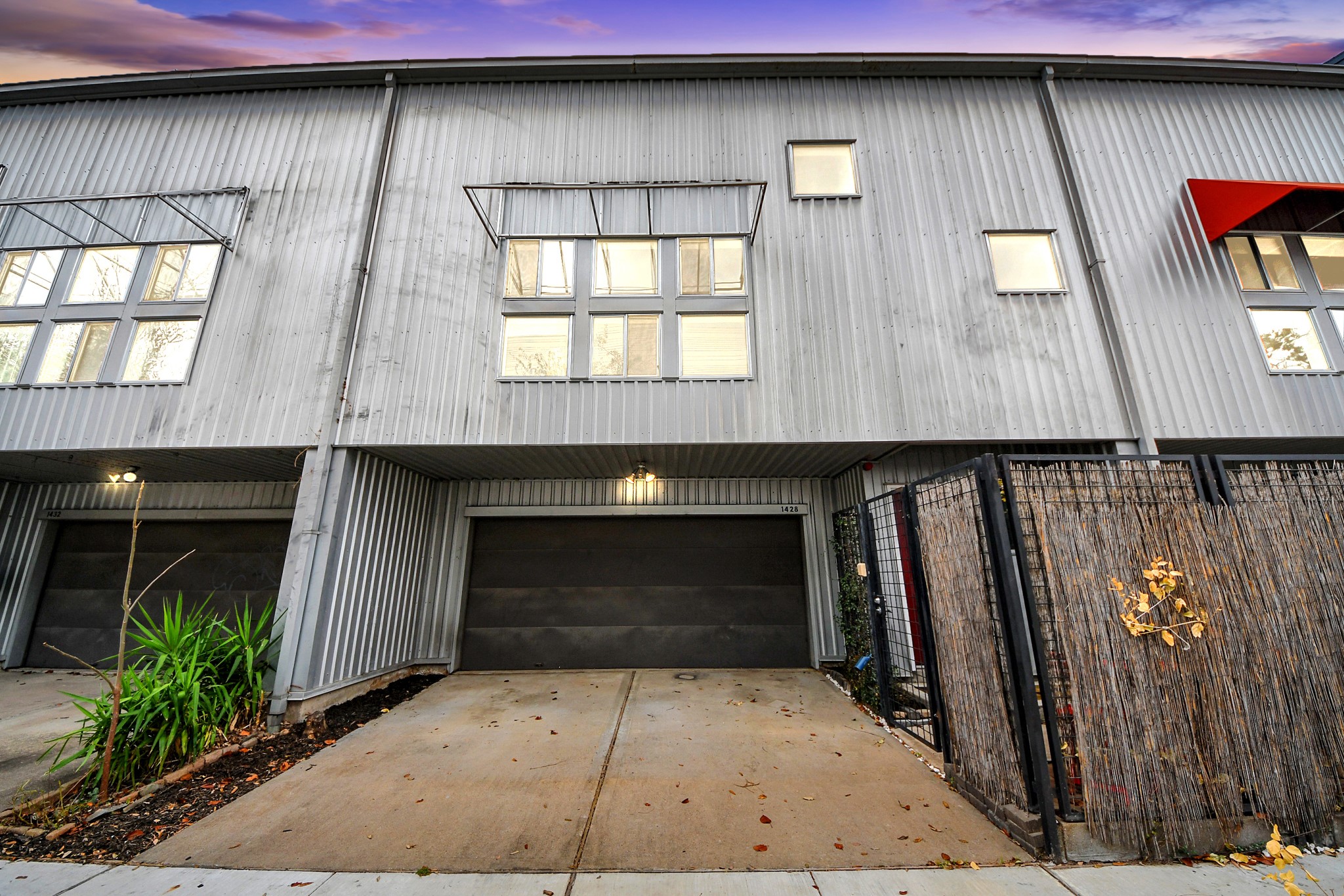 1428 Bailey Street Houston, TX 77019 - Photo 4 of 38