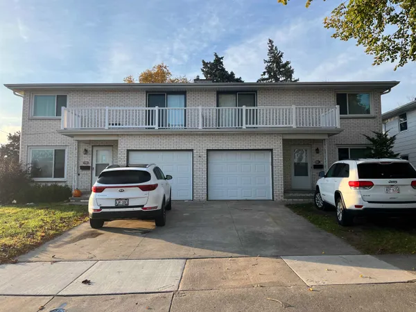 $450,000 | 701 East Longview Drive, Appleton, WI 54911