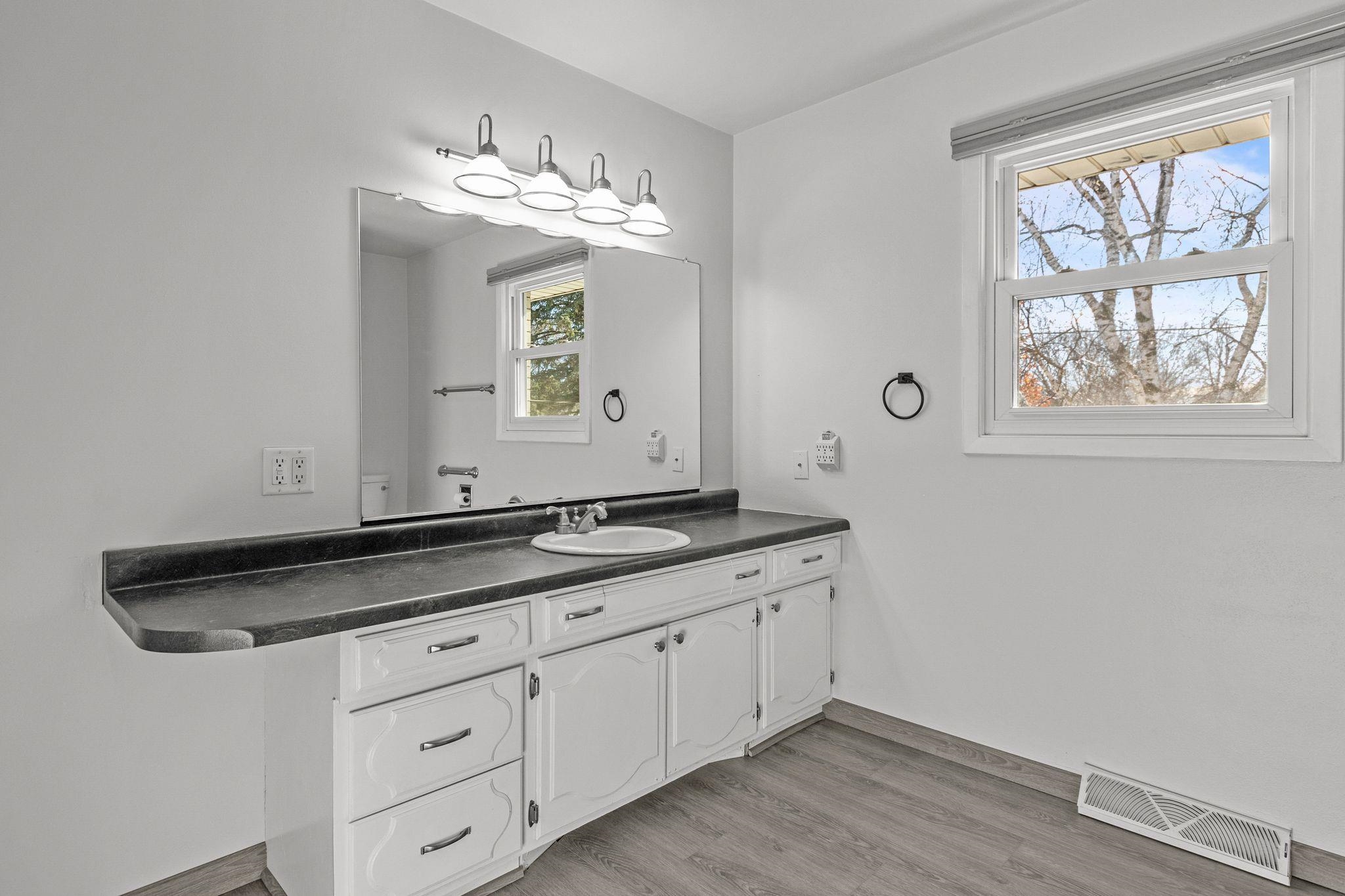 701 East Longview Drive Appleton, WI 54911 - Photo 22 of 30