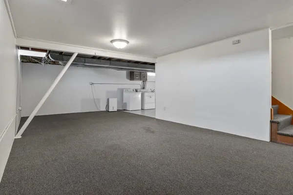 $450,000 | 701 East Longview Drive, Appleton, WI 54911