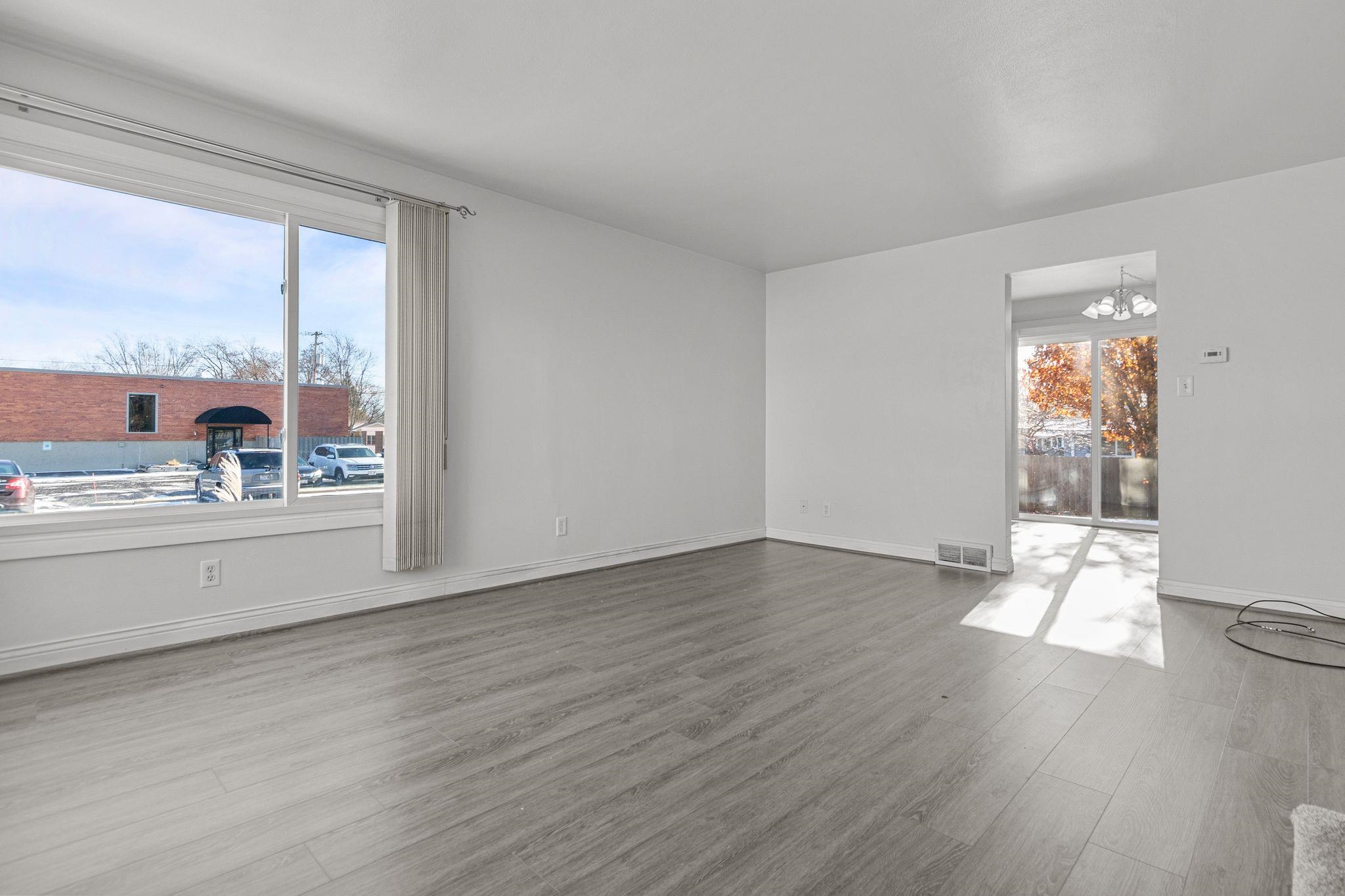 701 East Longview Drive Appleton, WI 54911 - Photo 6 of 30