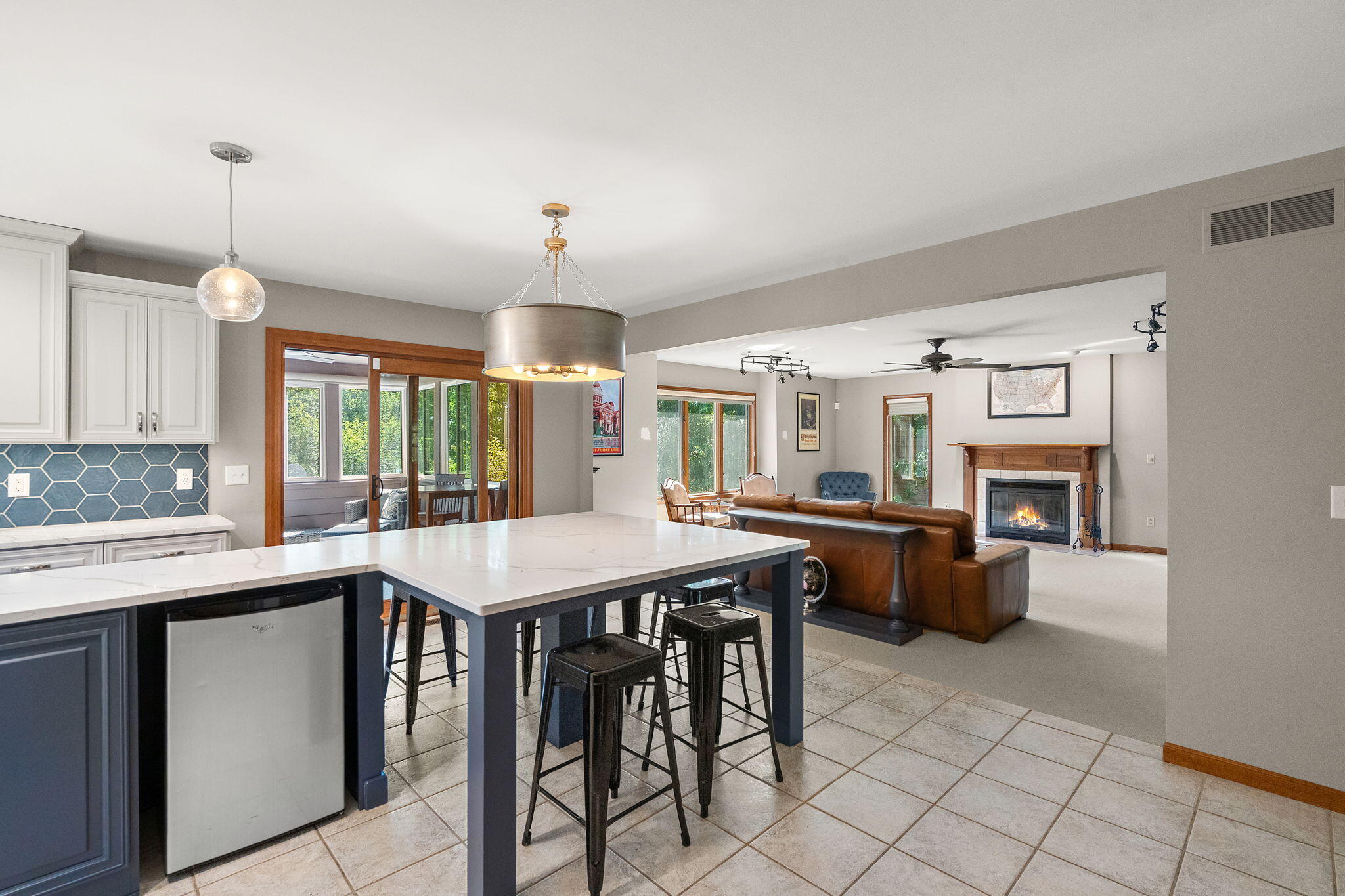 600 Morningside Drive Crown Point, IN 46307 - Photo 11 of 40 2048x1365