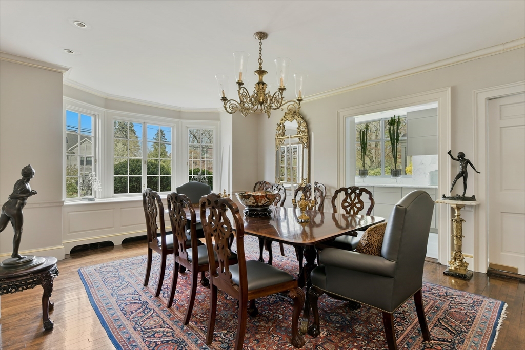37 Somerset Road Lexington, MA 02420 - Photo 9 of 17 Gallery Image 9