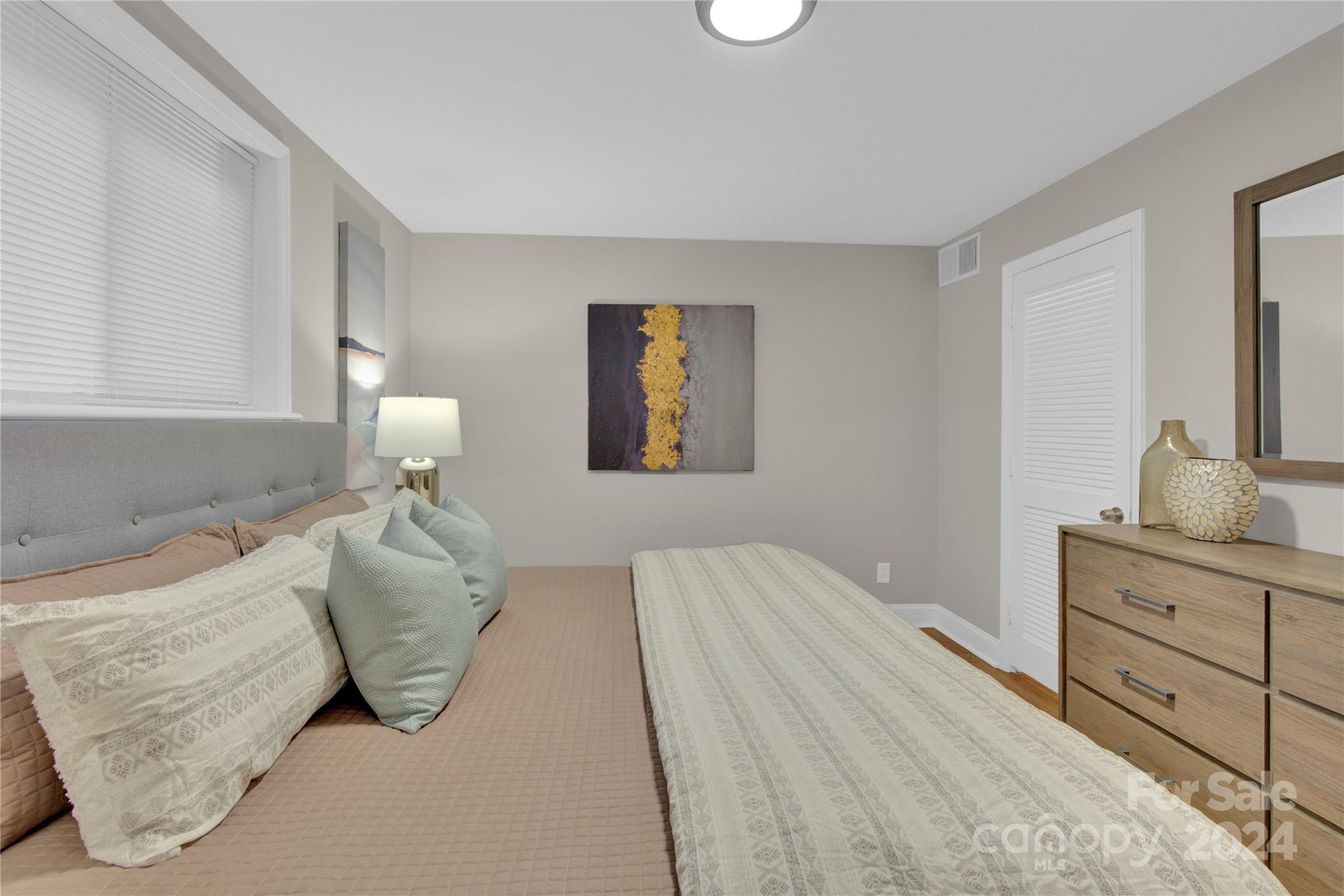 400 Queens Road, Unit B1 Charlotte, NC 28207 - Photo 8 of 27 Gallery Image 8