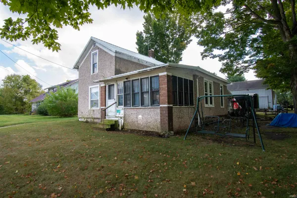 $180,000 | 1604 Dowling Street, Kendallville, IN 46755