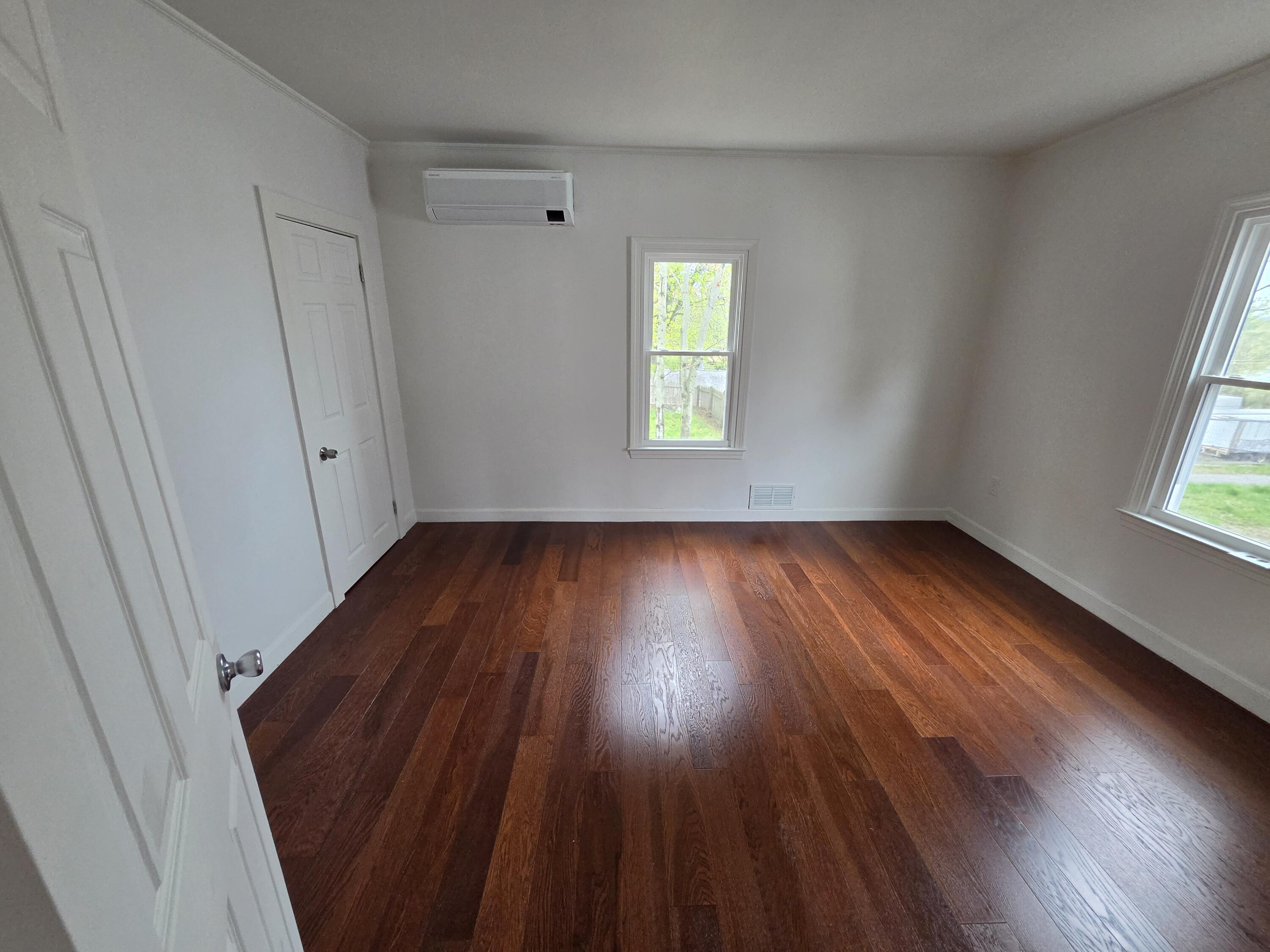 35 Webber Avenue Lewiston, ME 04240 - Photo 13 of 24 20260514_100707