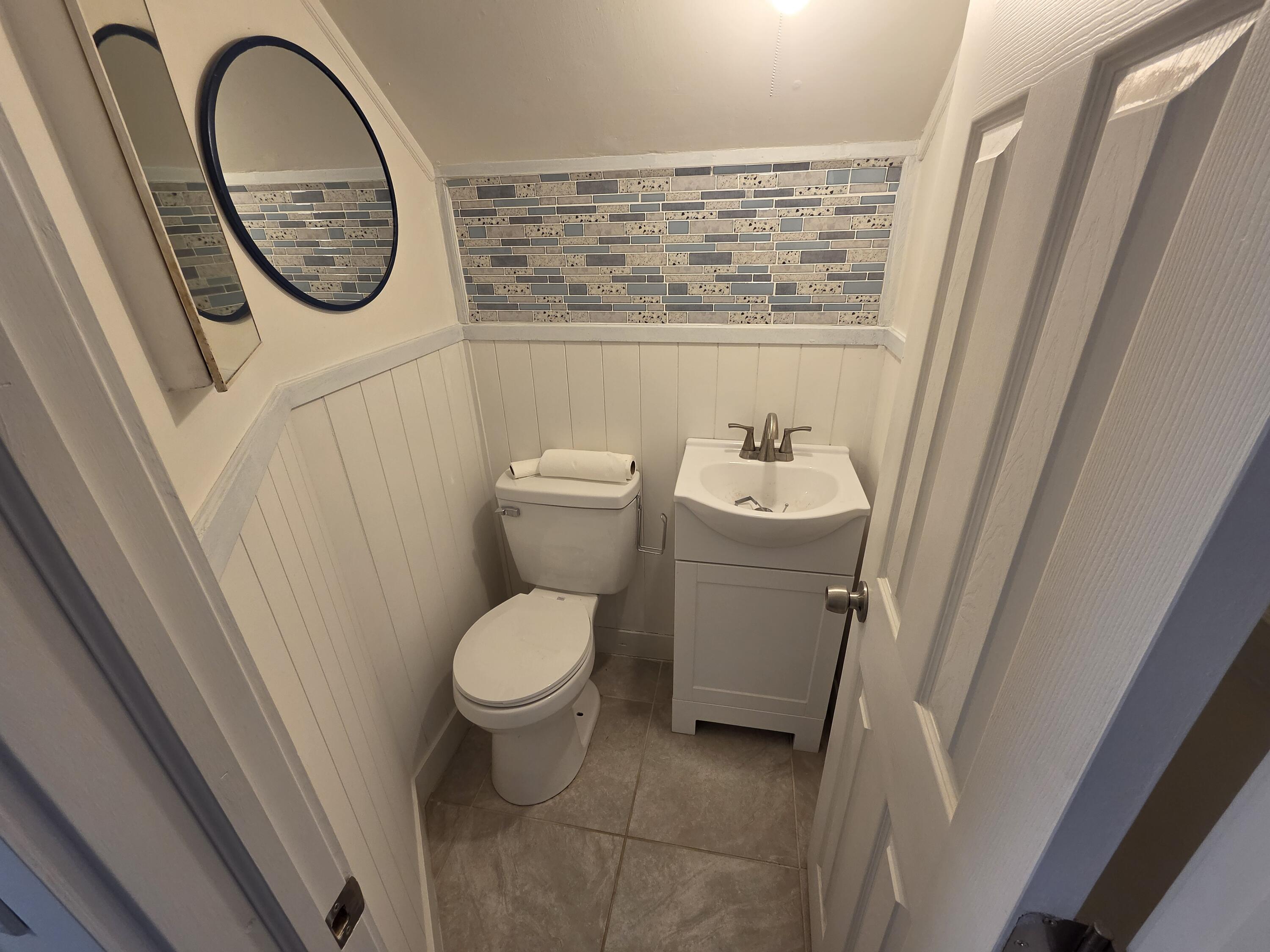 35 Webber Avenue Lewiston, ME 04240 - Photo 14 of 24 20260514_101203