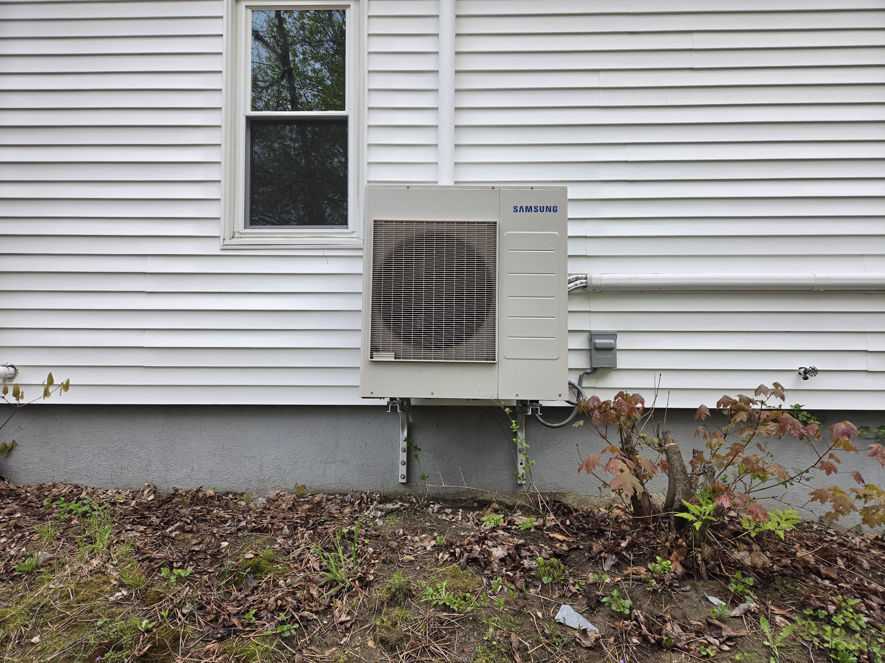 35 Webber Avenue Lewiston, ME 04240 - Photo 19 of 24 20260514_100339