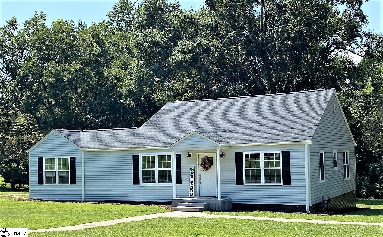 102 Garner Road Pickens, SC 29671 - Photo 1 of 23