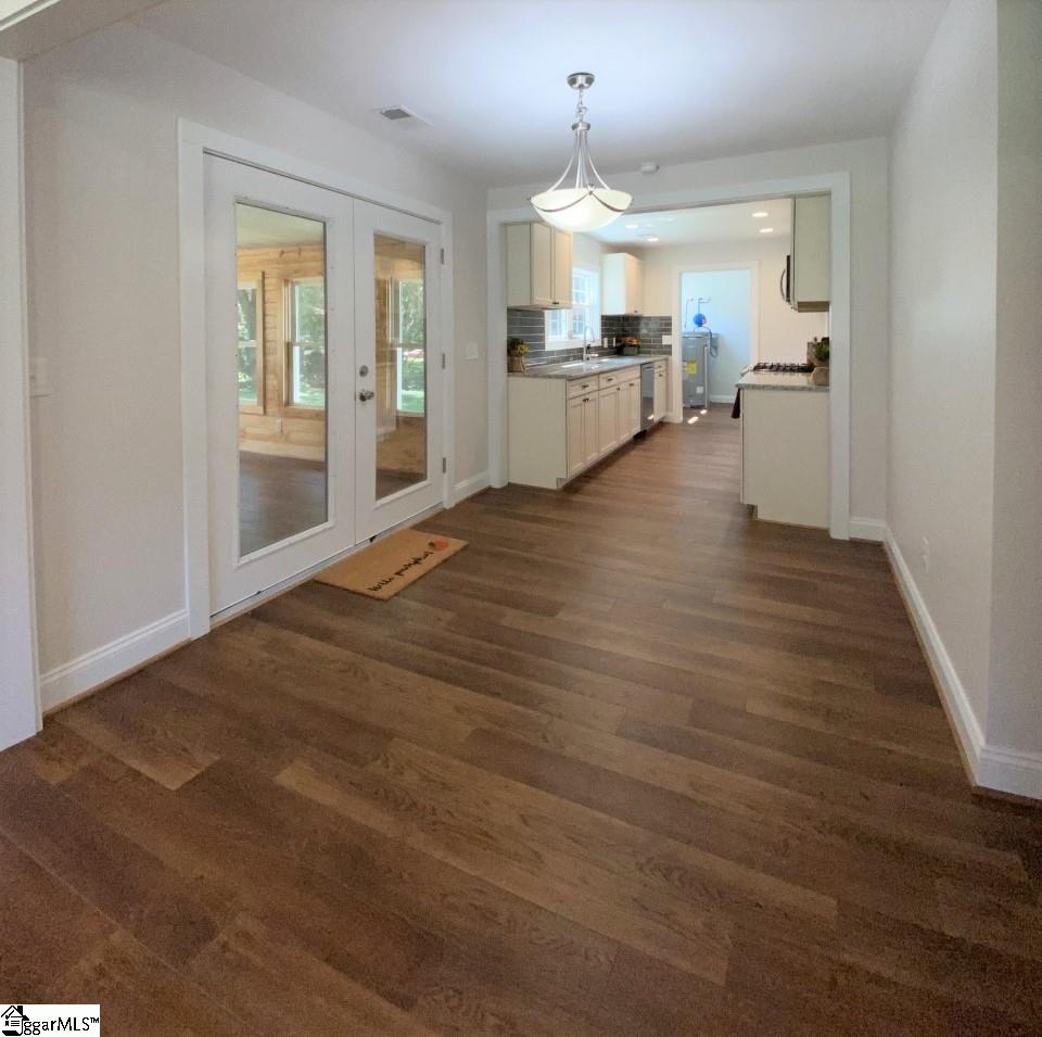 102 Garner Road Pickens, SC 29671 - Photo 10 of 23