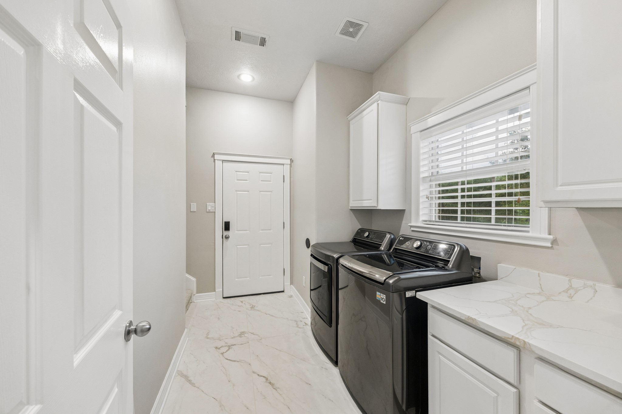 2258 Maler Road Sealy, TX 77474 - Photo 27 of 39