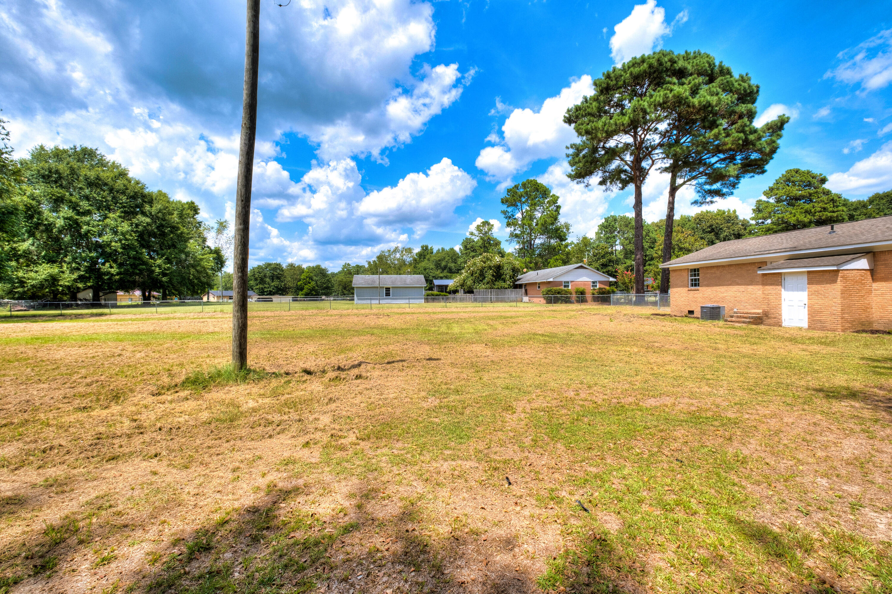 3640 Lindella Road Sumter, SC 29154 - Photo 6 of 23 05
