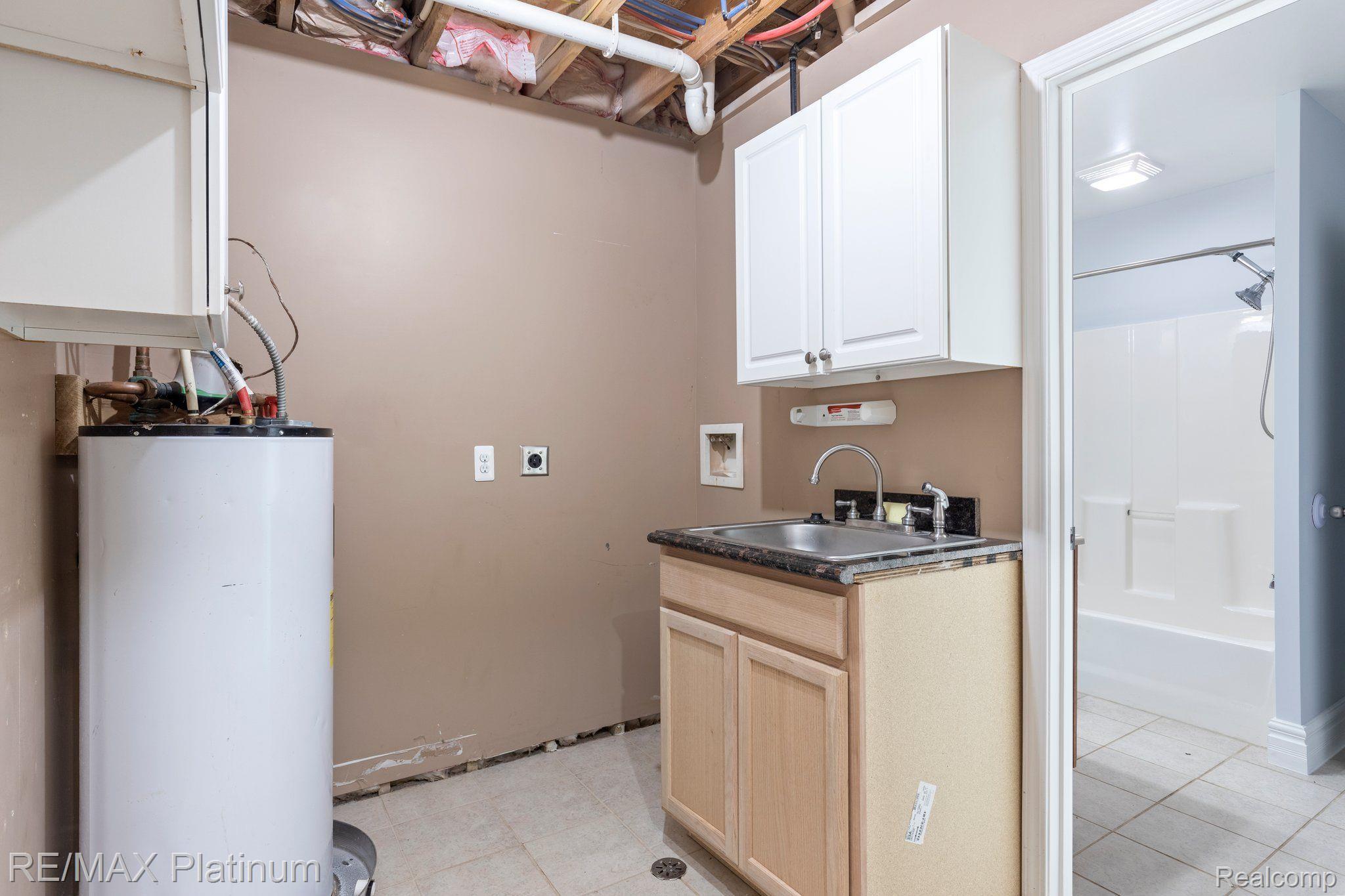 2426 Fisher Road Howell, MI 48855 - Photo 34 of 34 Gallery Image 34