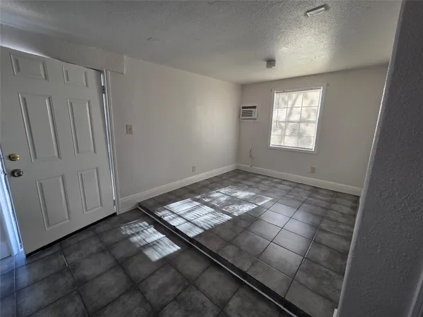 a view of livingroom with window