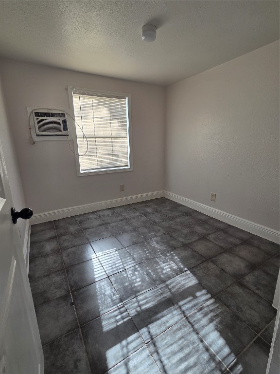 302 71st Street, Unit 3 Houston, TX 77011 - Photo 8 of 8