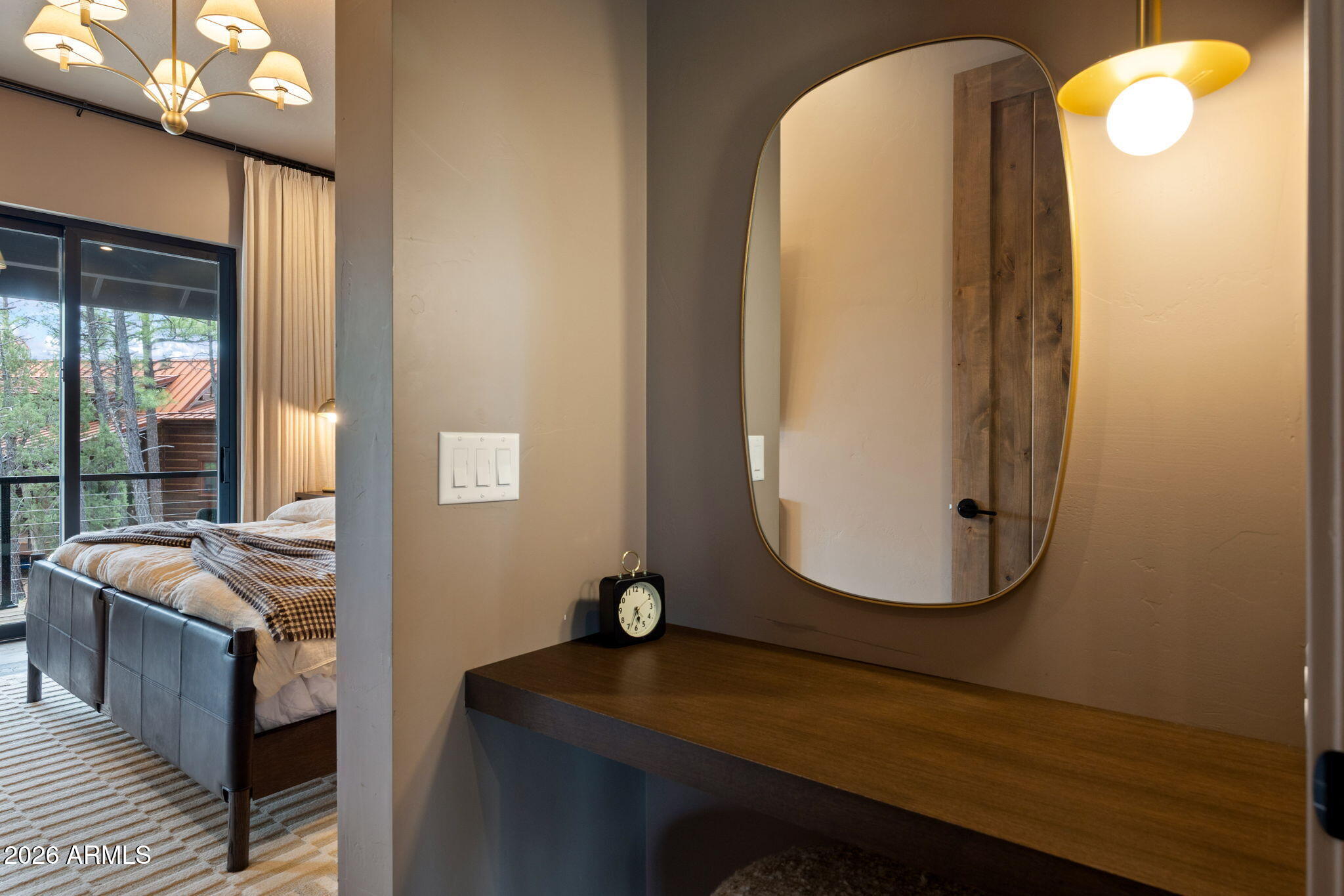 2441 South Monkshood Road Show Low, AZ 85901 - Photo 48 of 90 a view of a bathroom with a tub and mirror