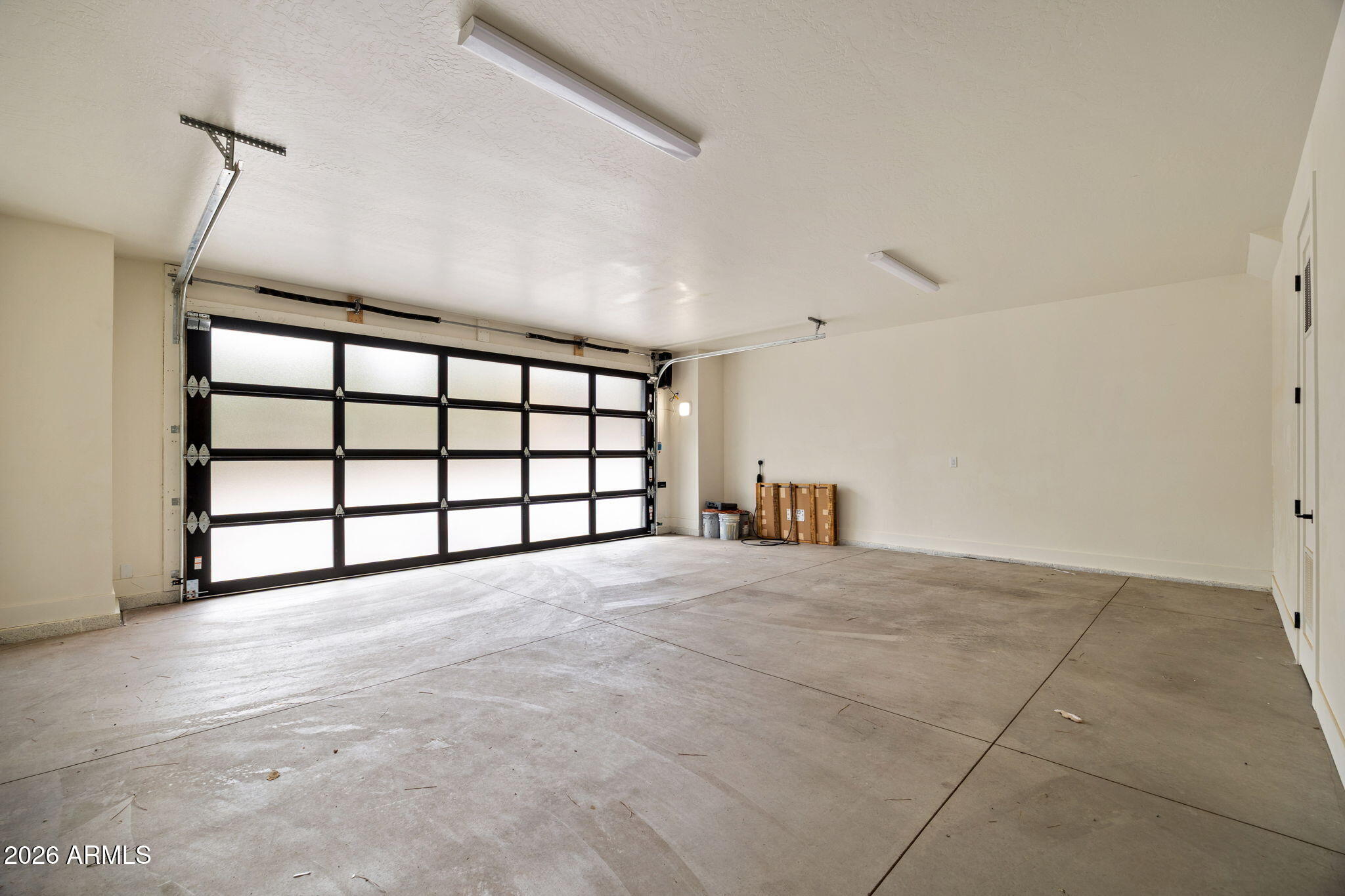 2441 South Monkshood Road Show Low, AZ 85901 - Photo 68 of 90 a view of a livingroom with a large window