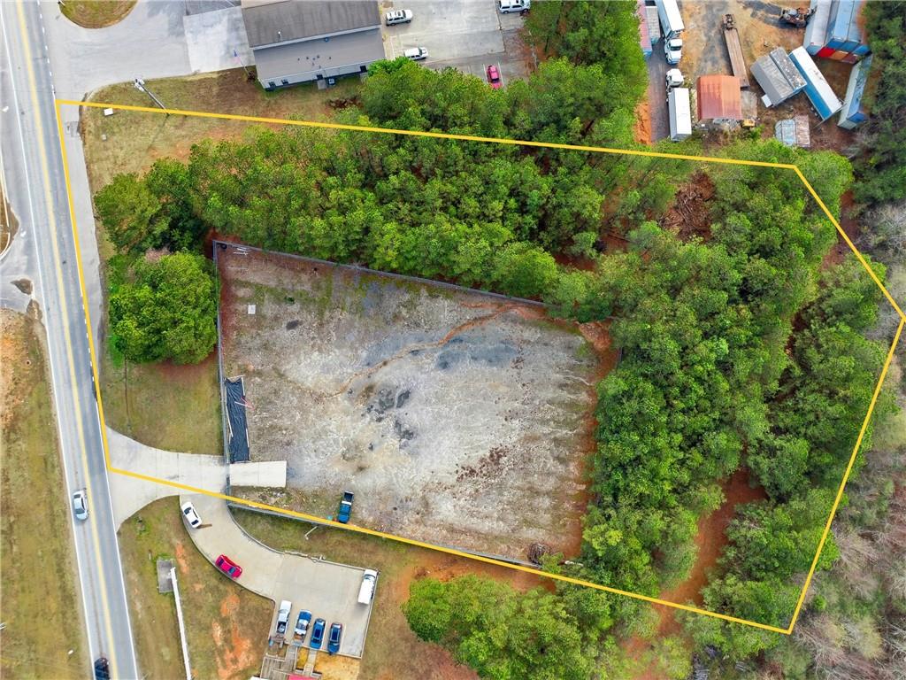 1052 Carl-Bethlehem Road Winder, GA 30680 - Photo 5 of 20 a view of a bird house