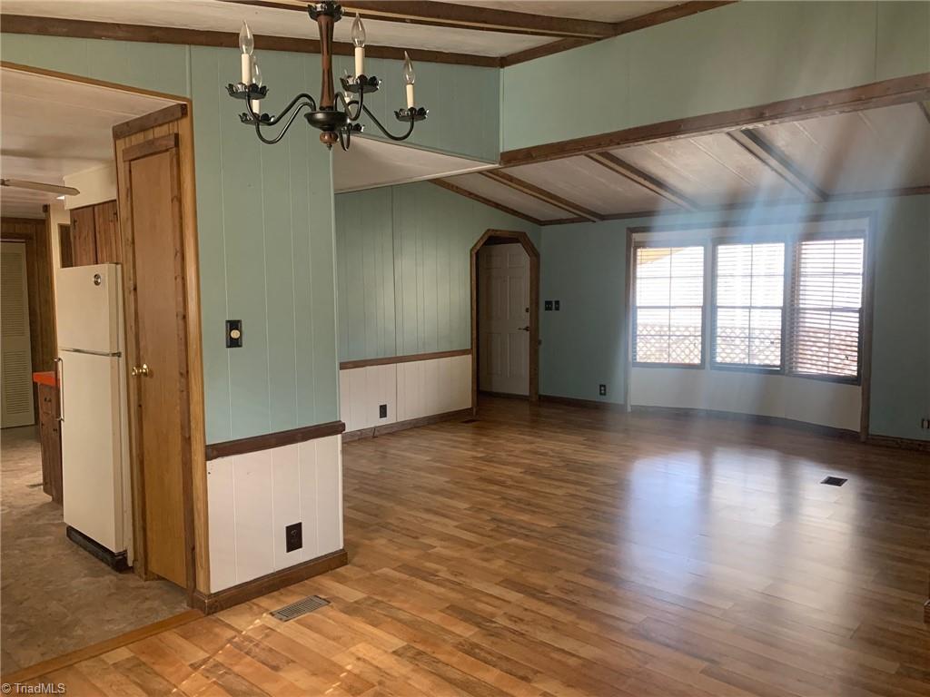 276 Holly Ridge Road West Jefferson, NC 28694 - Photo 14 of 25 Gallery Image 14