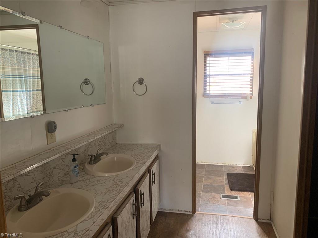 276 Holly Ridge Road West Jefferson, NC 28694 - Photo 19 of 25 Gallery Image 19