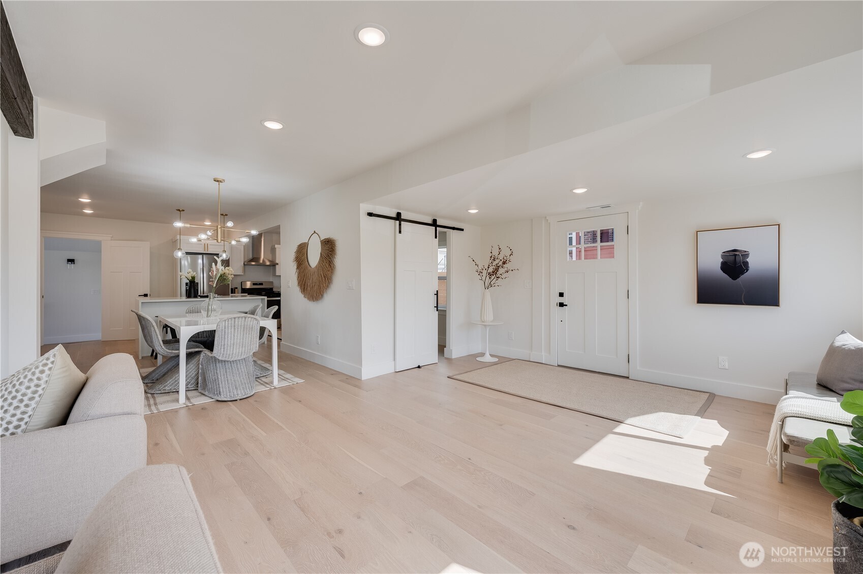 4510 Southwest Juneau Street Seattle, WA 98136 - Photo 8 of 33 Gallery Image 8