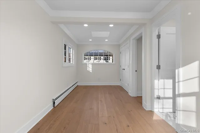 $1,095,000 | 27 Valley Avenue, Locust Valley, NY 11560