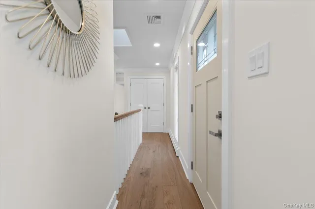 $1,095,000 | 27 Valley Avenue, Locust Valley, NY 11560