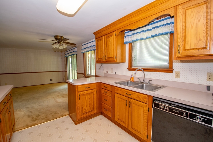 61647 Miami Road South Bend, IN 46614 - Photo 6 of 26