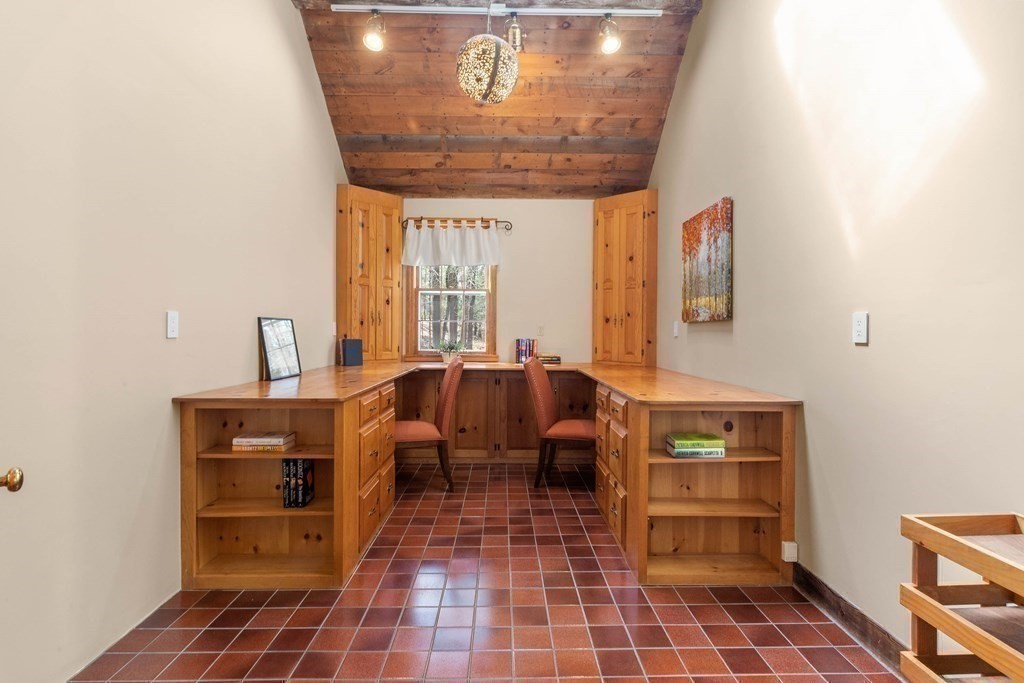 282 Ipswich Road Boxford, MA 01921 - Photo 31 of 40