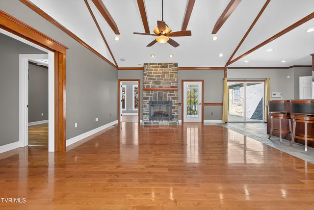 $649,000 | 625 Locust Street Northwest, Abingdon, VA 24210