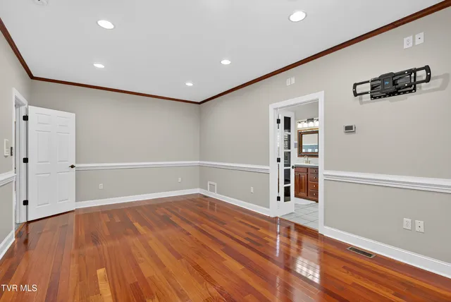 $649,000 | 625 Locust Street Northwest, Abingdon, VA 24210