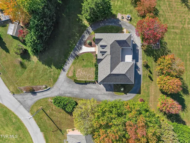 $649,000 | 625 Locust Street Northwest, Abingdon, VA 24210