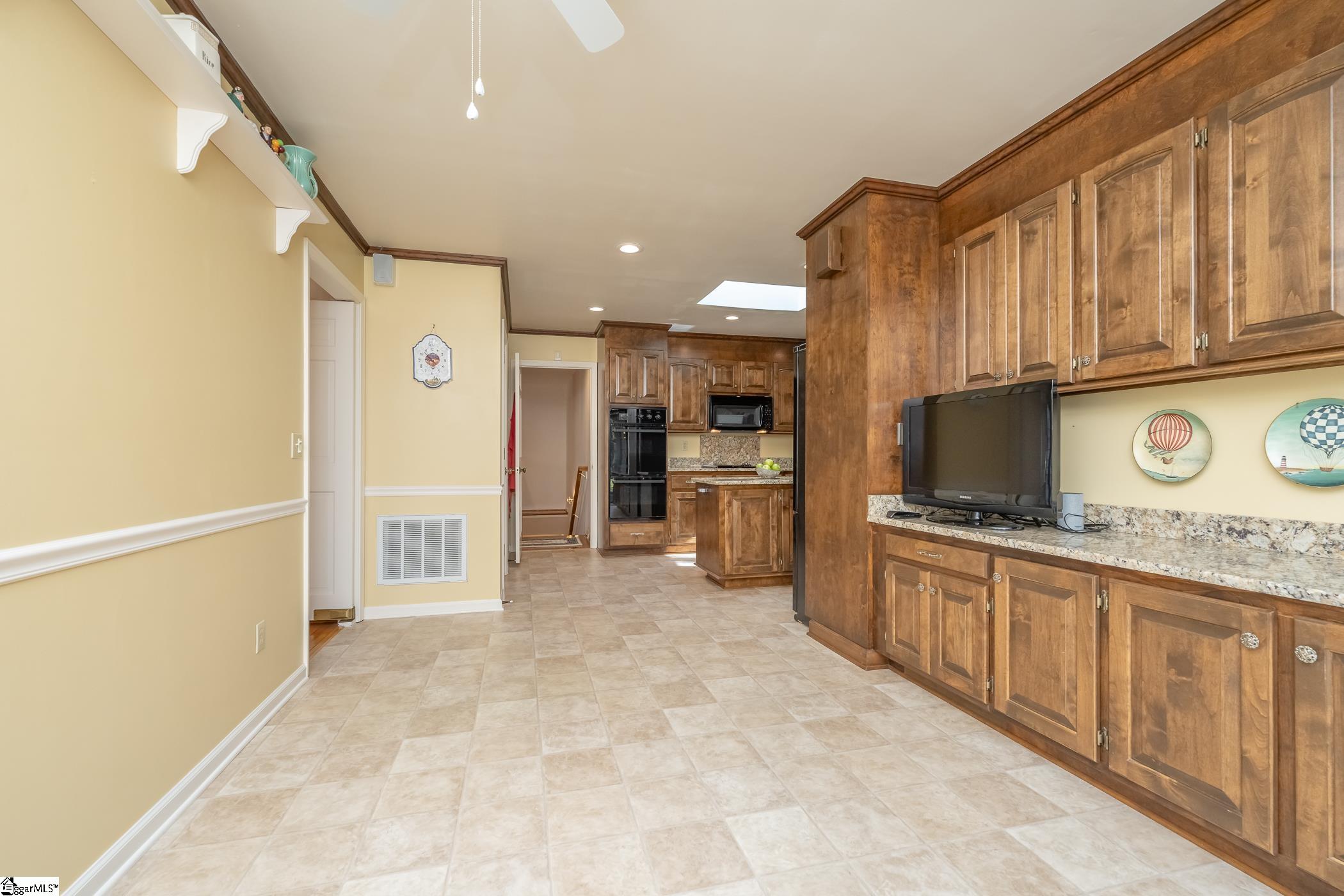 304 Hammett Road Greer, SC 29650 - Photo 25 of 36