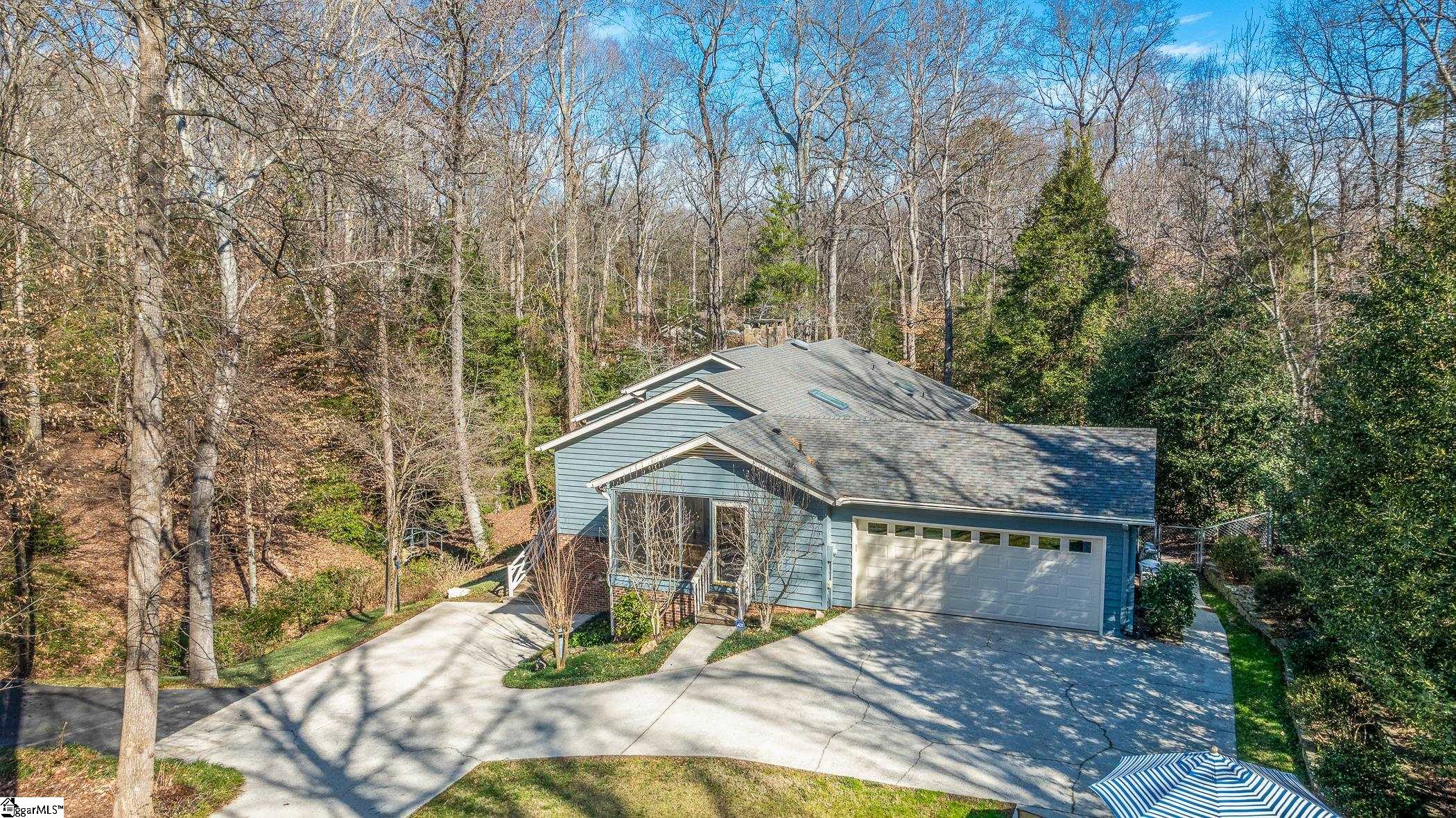 304 Hammett Road Greer, SC 29650 - Photo 3 of 36