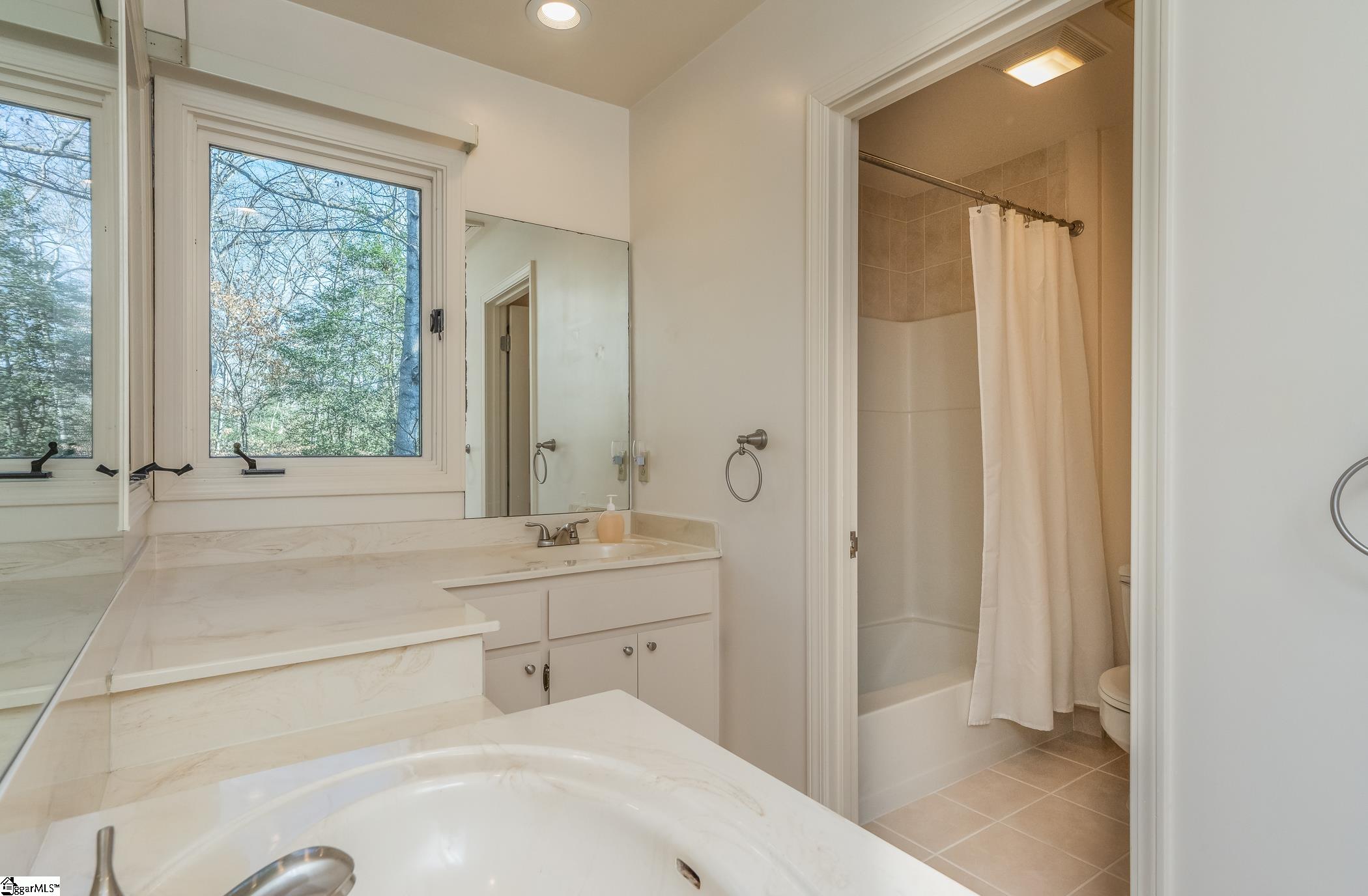 304 Hammett Road Greer, SC 29650 - Photo 31 of 36