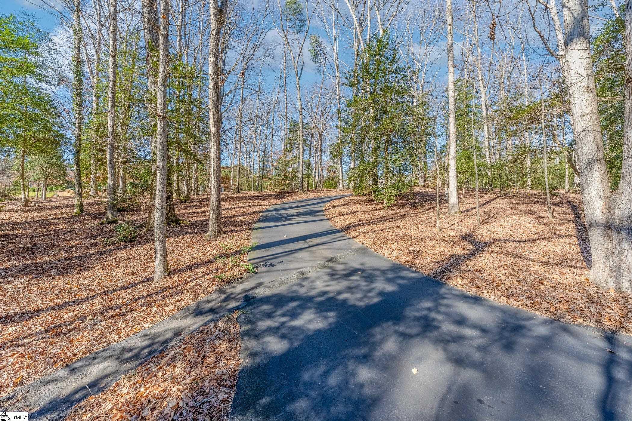 304 Hammett Road Greer, SC 29650 - Photo 5 of 36