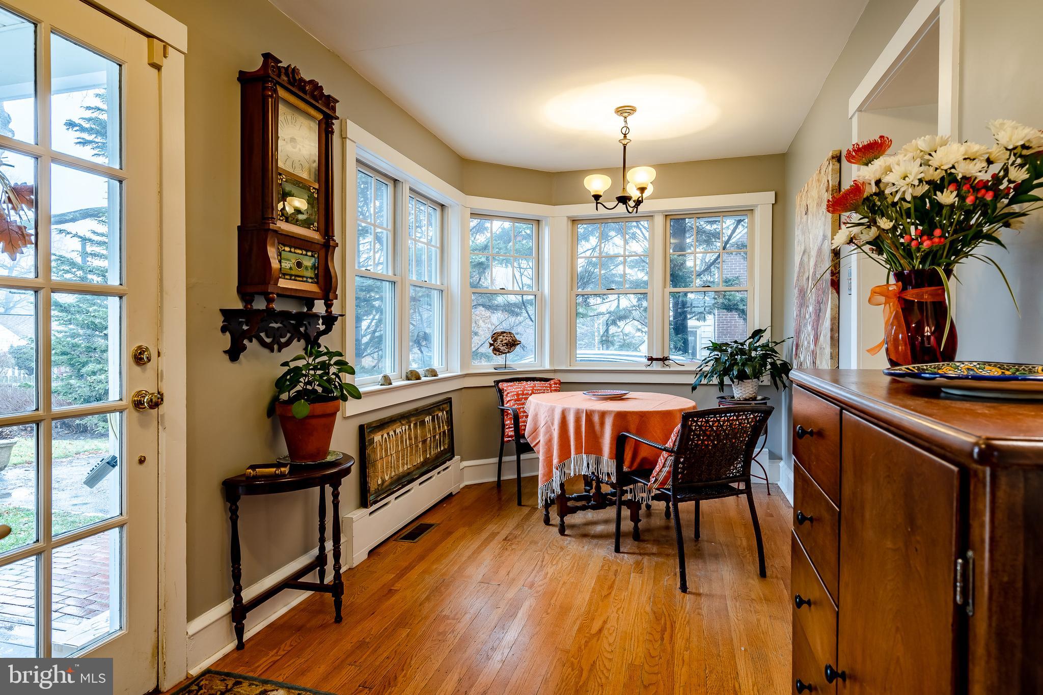 104 Arlington Road Paoli, PA 19301 - Photo 21 of 49 Now this is a breakfast room to die for