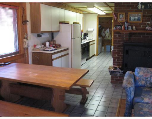 573 Ram Cat Road Confluence, PA 15424 - Photo 4 of 8 Kitchen.