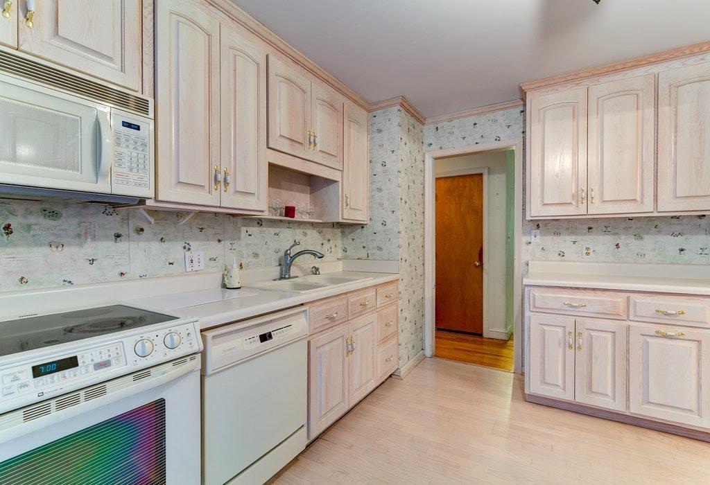 3718 Pinevale Road Roanoke, VA 24018 - Photo 15 of 38 wide_24-3718 Pinevale Rd-80_8331394